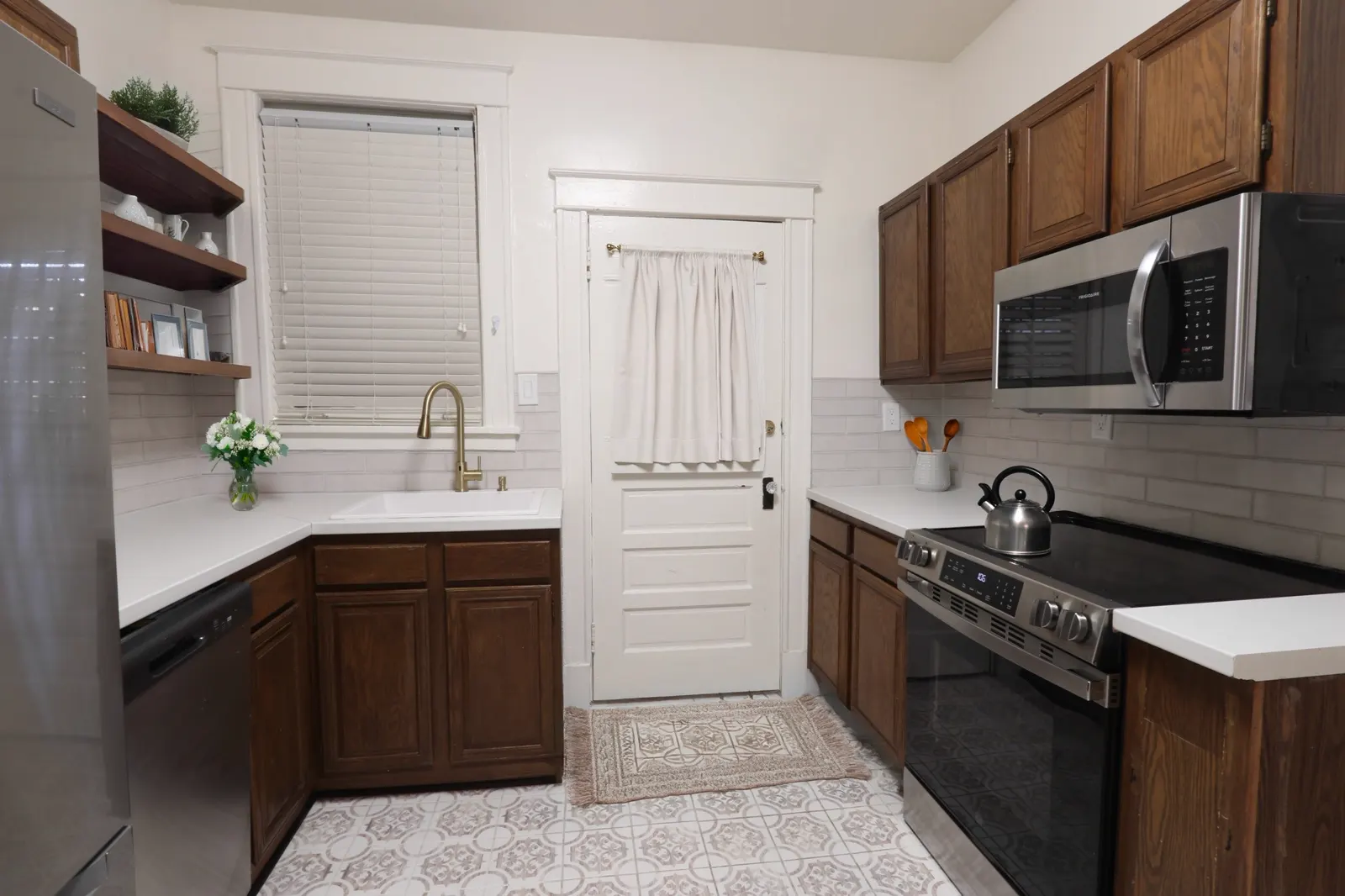 Harbert Court Apartments - Central Gardens