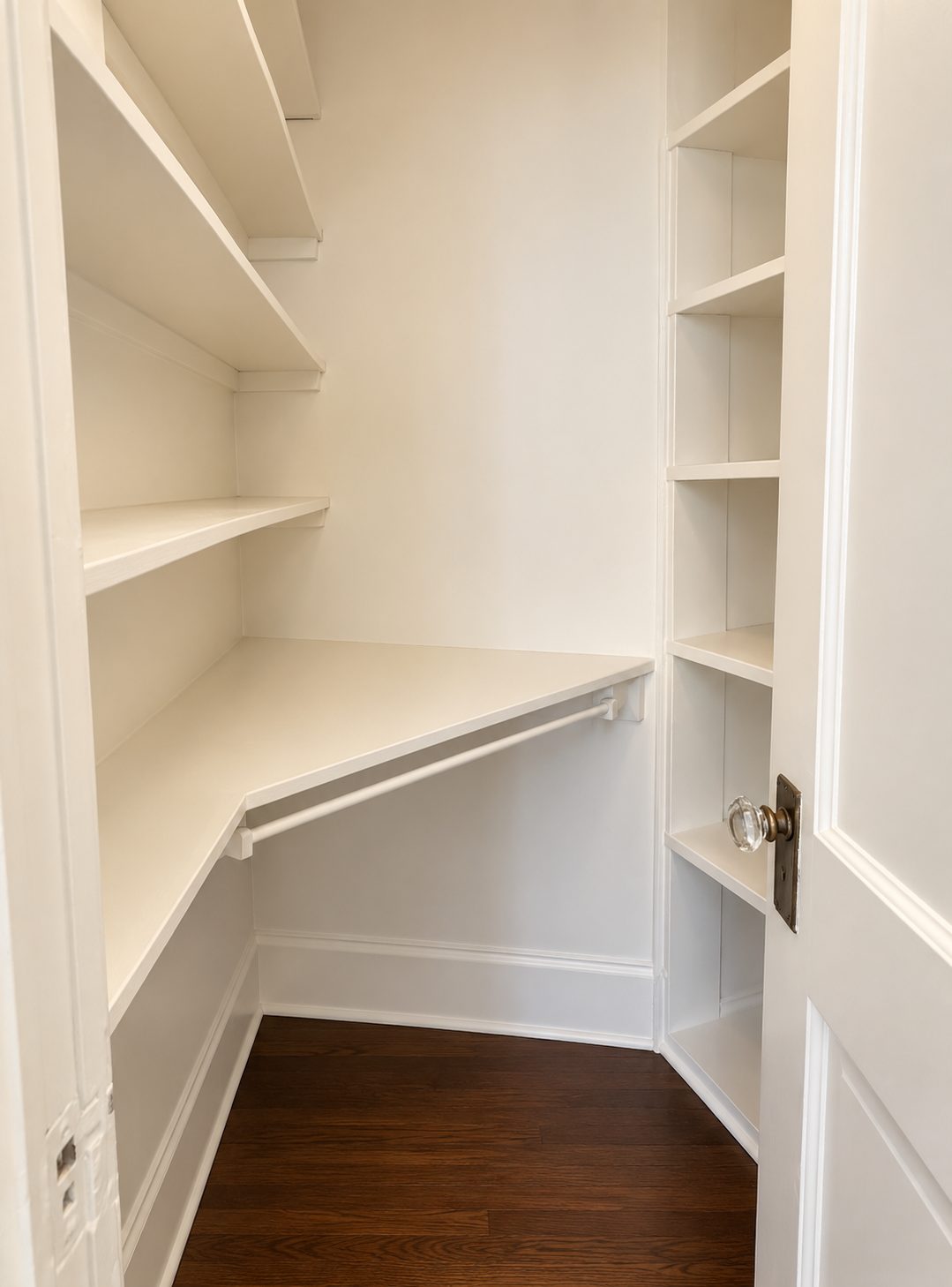 Kitchen pantry