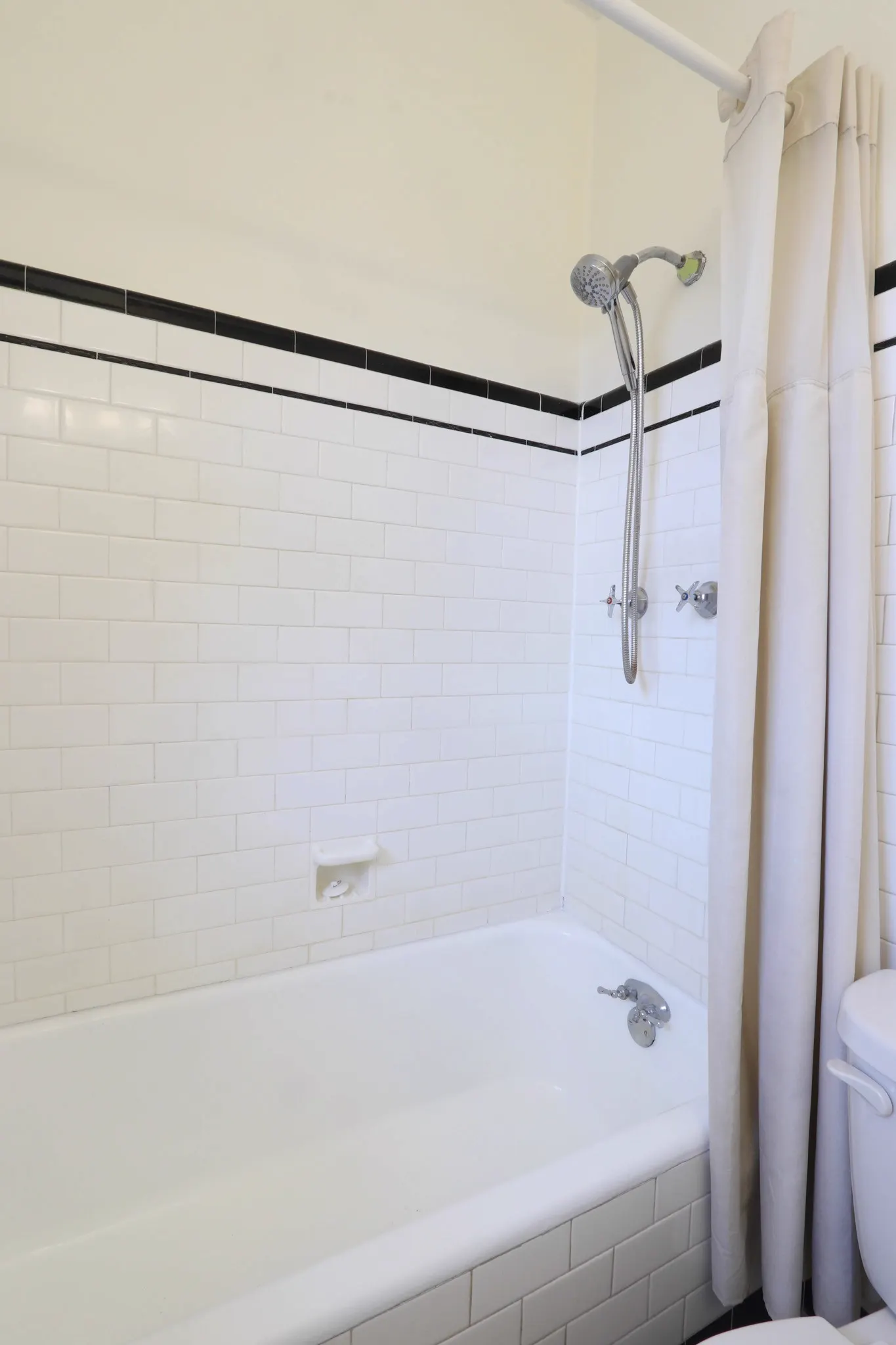 Harbert Court Apartments - Central Gardens